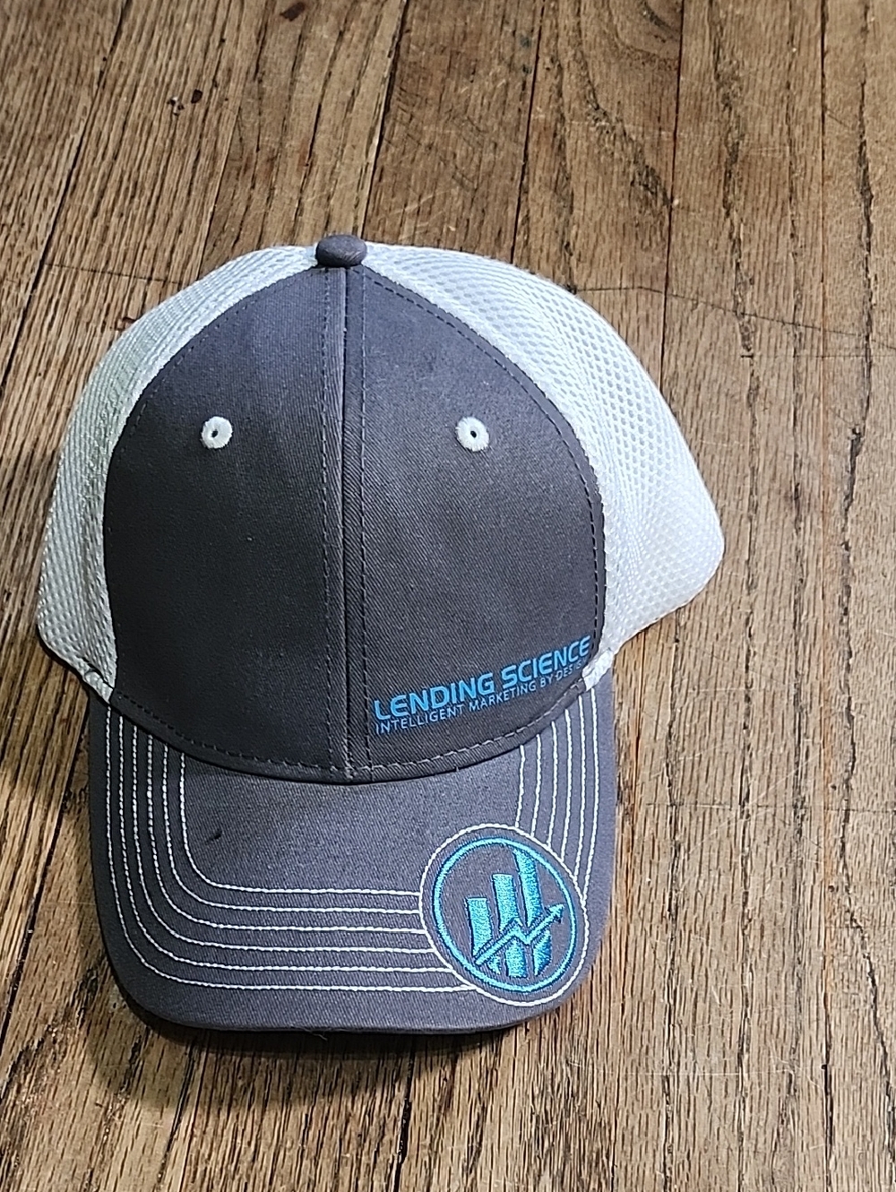 Cool Design  Mesh Trucker Baseball Hat